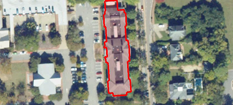 332 Henry St