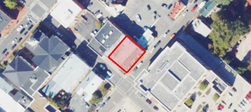 18 Nelson St