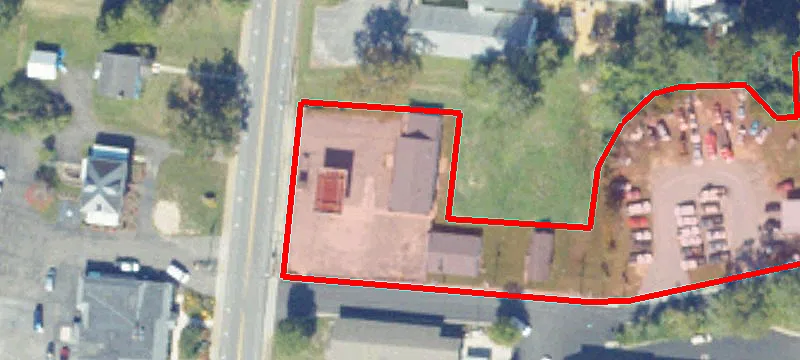 129 Main St