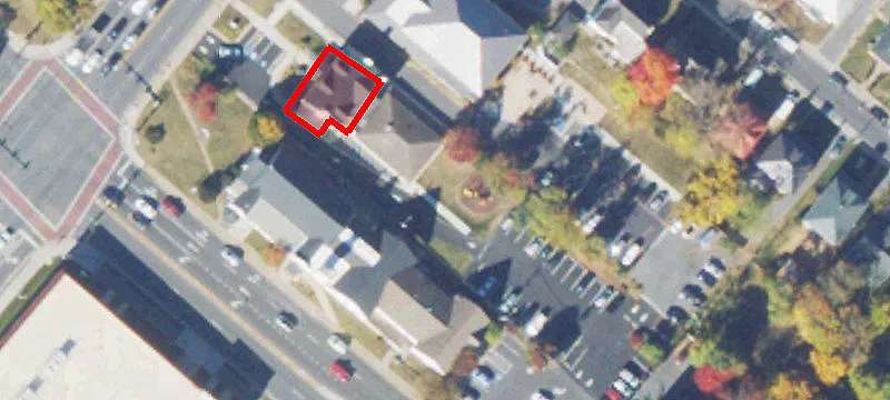 640 Main St
