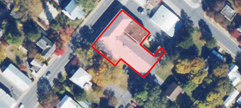 106 Main St