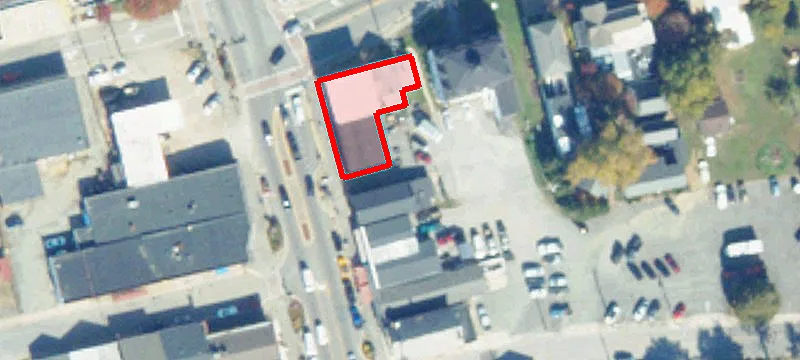 12 Main St
