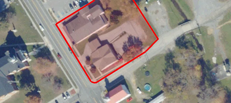 629 Main St