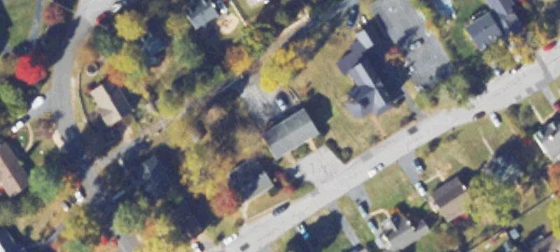 825 Pne Ave