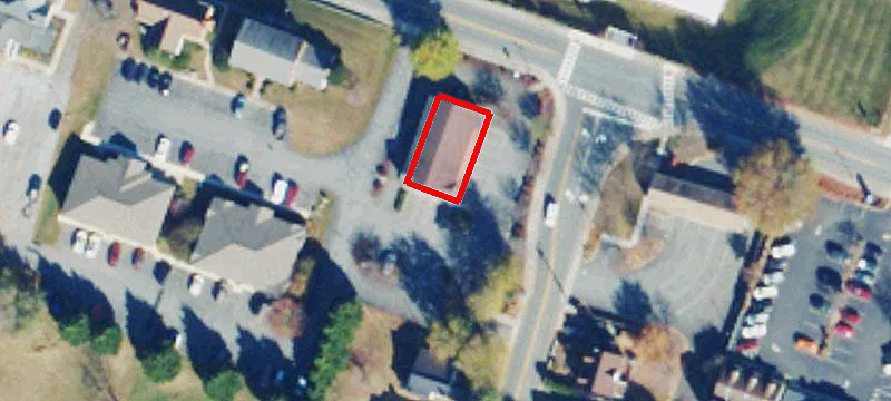 301 Main St