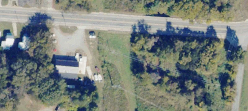 Railroad Ave