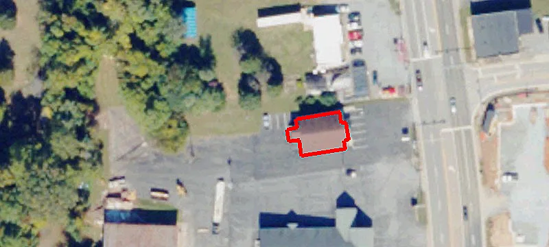 3756 Amherst Hwy