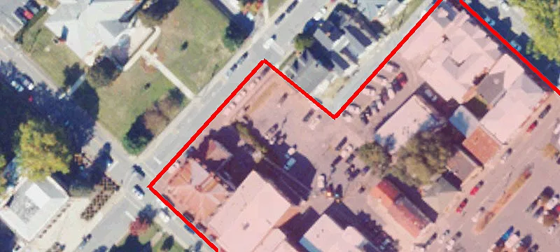 12 Lee Ave
