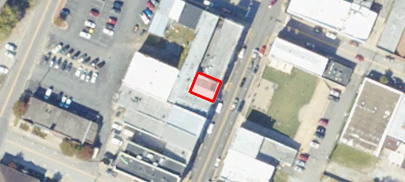 106 Main St