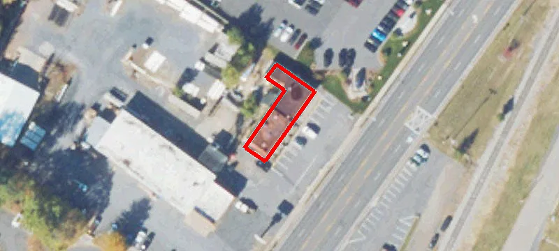 1751 Main St