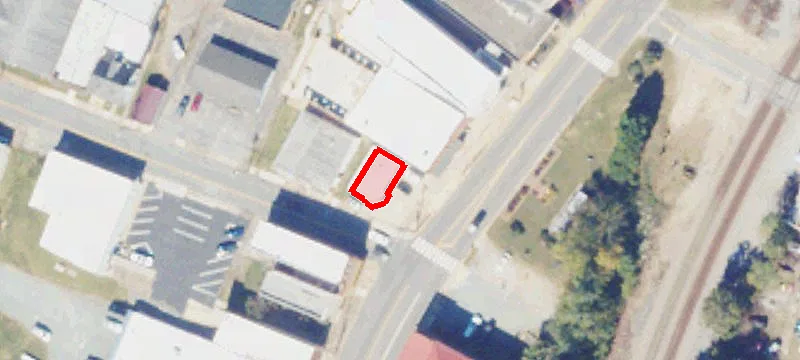 101 Main St