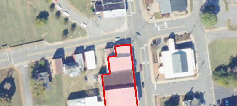 321 Main St