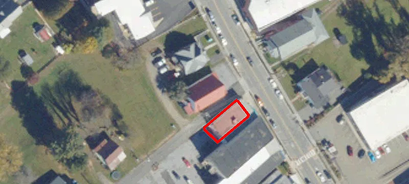 202 Main St