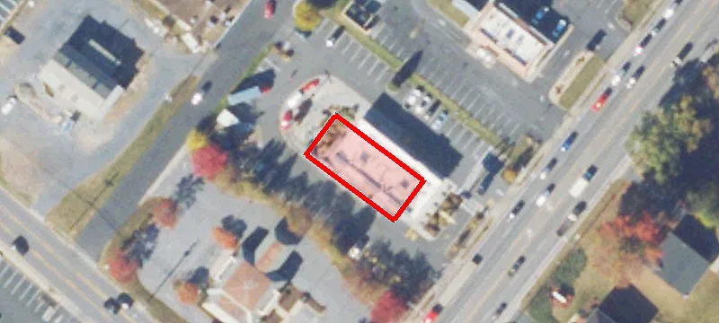 2387 Main St