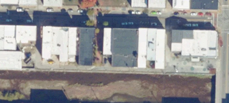37 Main St