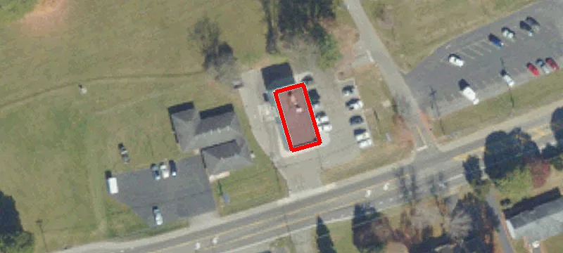 1005 Main St