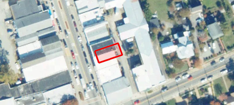 18 Main St