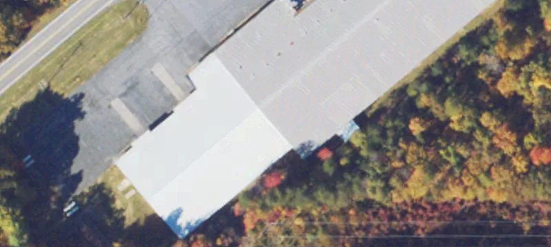 2000 Delphine Ave
