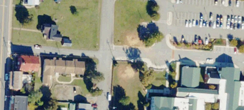 74 Courthouse Sq