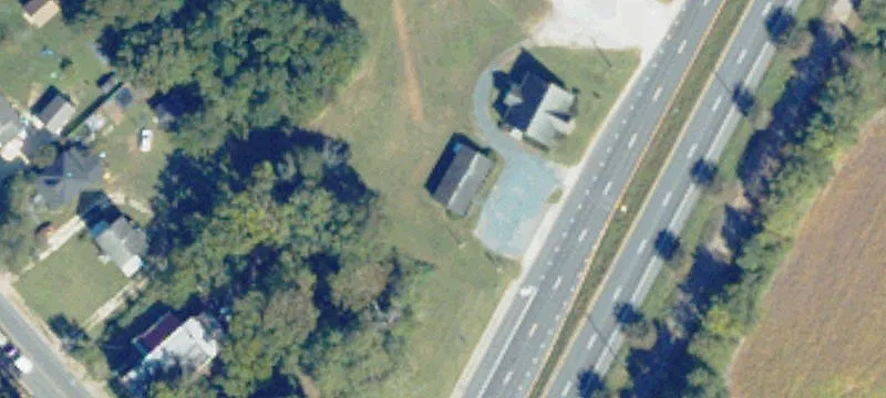 7352 Charles M Lankford Jr Memori Hwy
