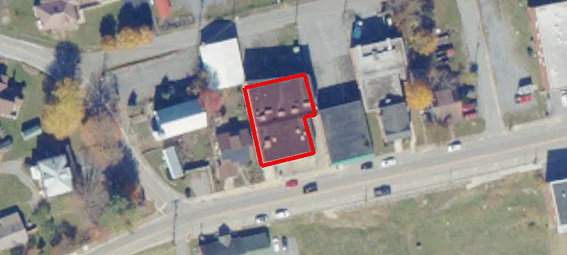 386 Main St