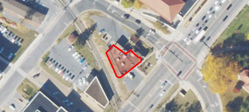 1007 Main St