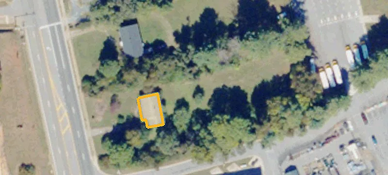 4023 Amherst Hwy