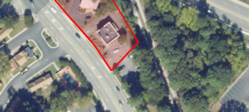 1347 Richmond Rd