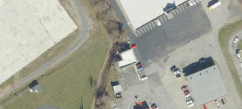 1283 Main St