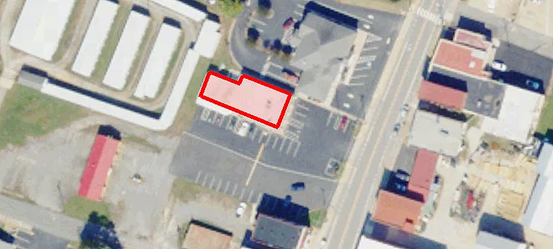 174 Main St