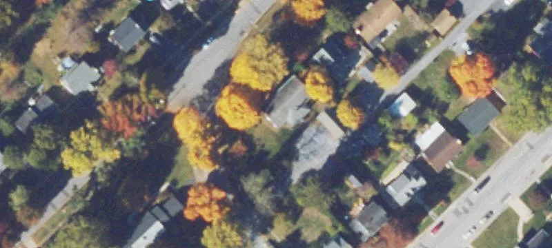 852 Woodrow Ave