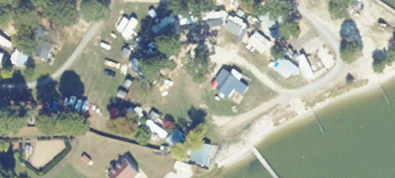 3993 Hales Pt Rd