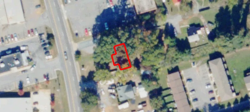 5005 Amherst Hwy