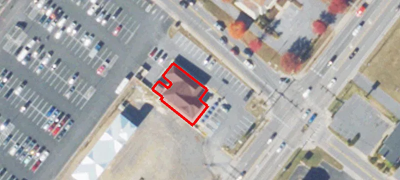 2425 Main St