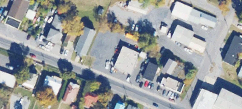 1711 Beverley St