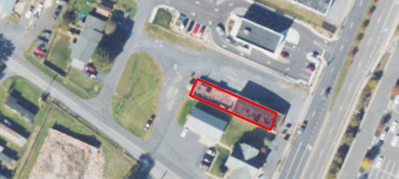 384 Main St