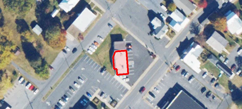 121 Main St