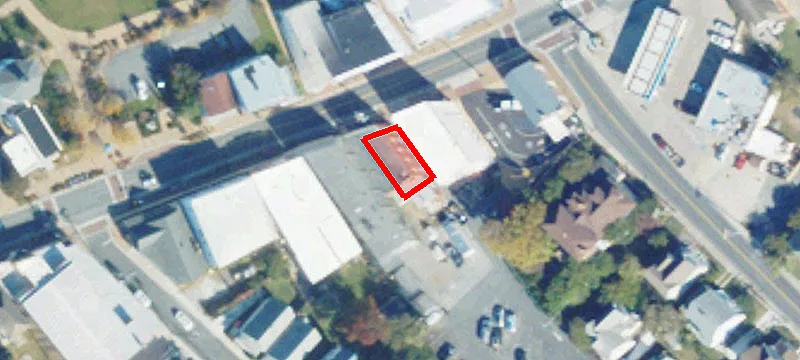 4102 Main St