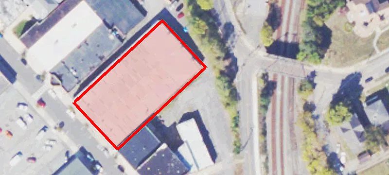 101 Maple Ave