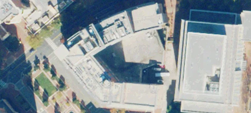 400 Courthouse Sq