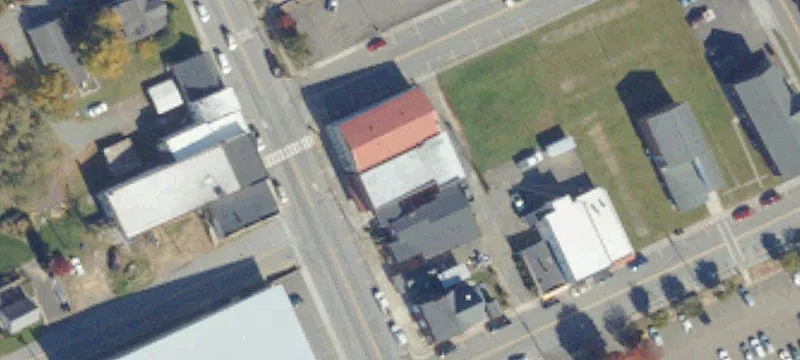 703 Main St