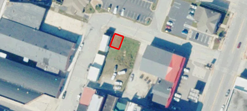121 Main St