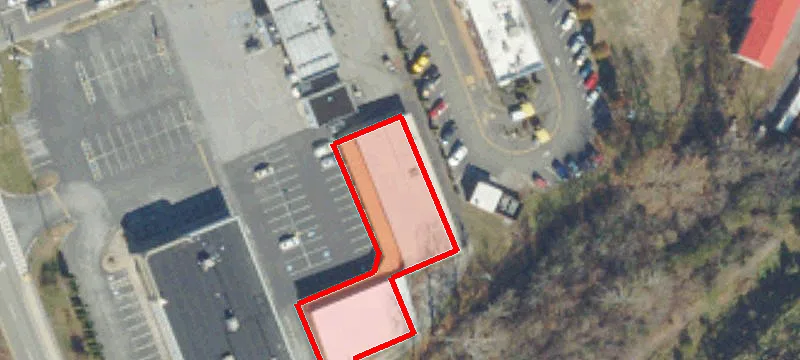 1114 Main St