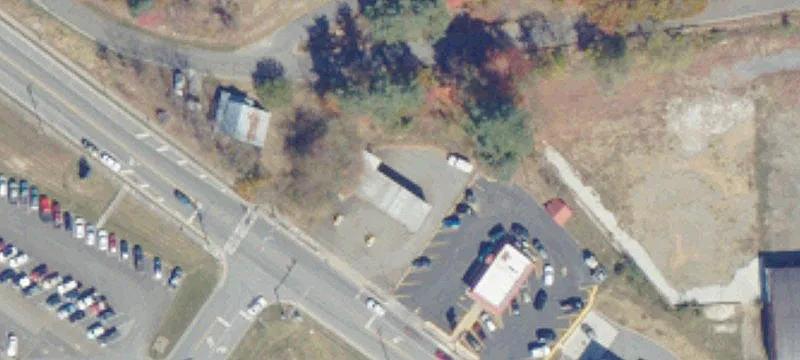 527 Main St