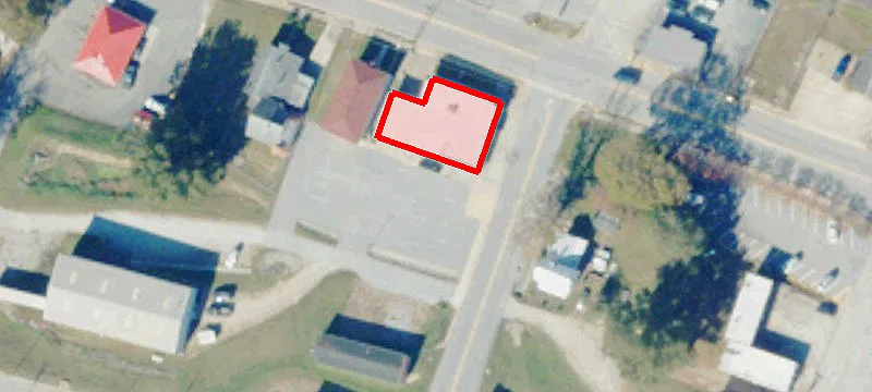 108 Lunenburg Ave