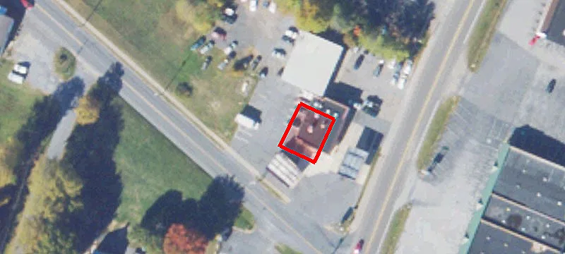 401 Augusta Ave