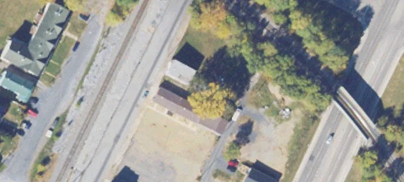 340 Commerce Ave