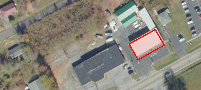 1225 Main St