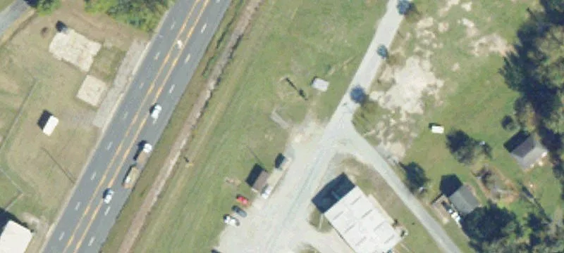 Railroad Ave