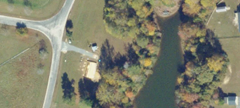 727 Lakeview Dr